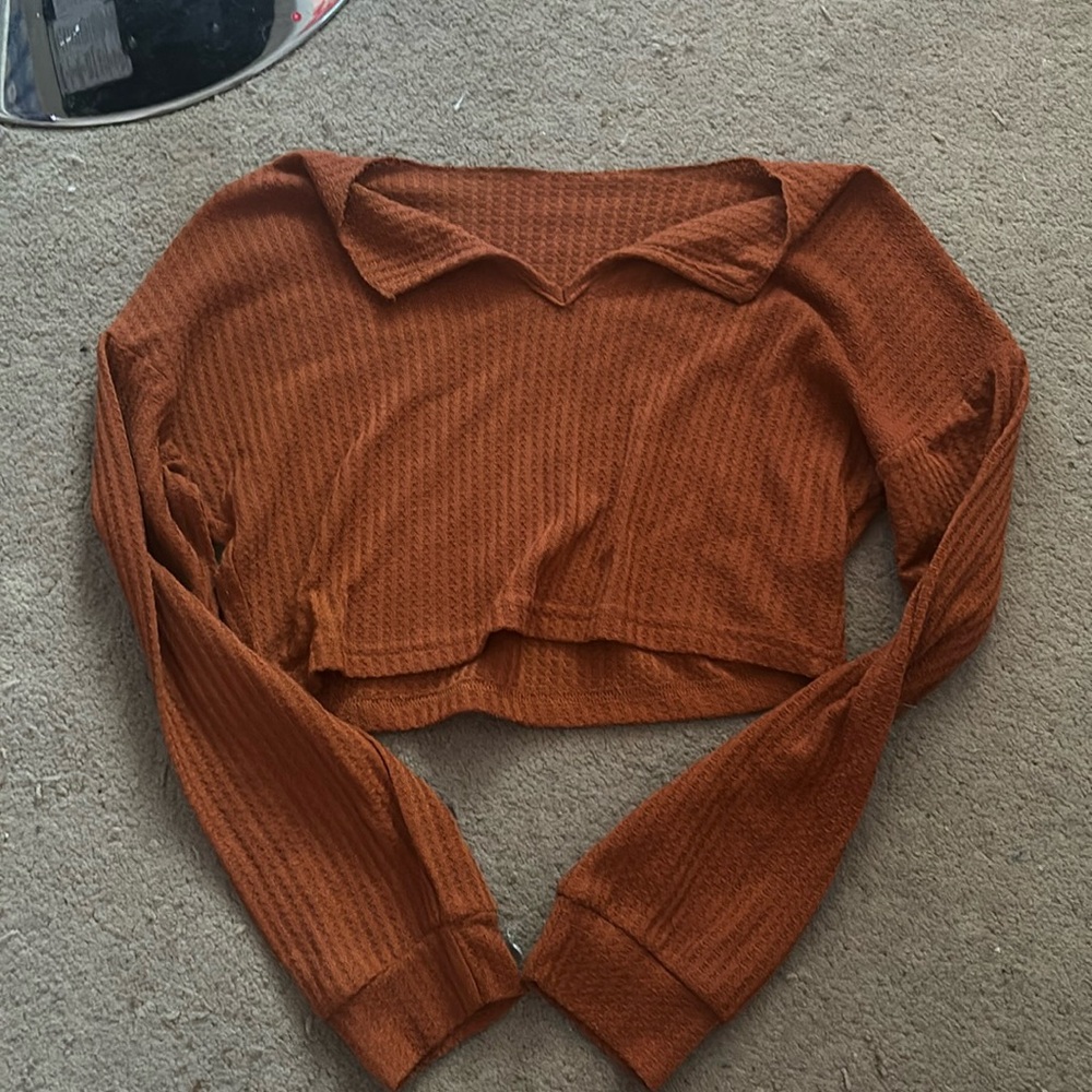 thin long sleeve crop top shein